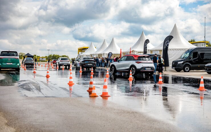 E-Autos testen bei den eMobility Days 23 E-Autos testen bei den eMobility Days 23 ÖAMTC/ ELEPHANTS 5