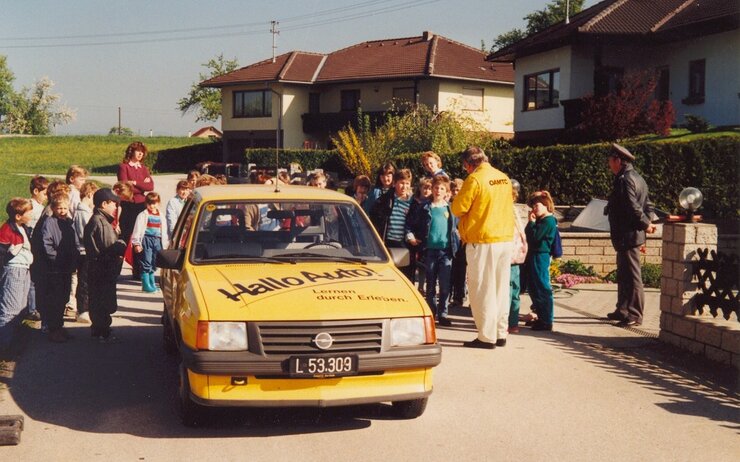 Hallo Auto vor 30 Jahren 30 Jahre Hallo Auto_Der Beginn.jpg ÖAMTC Oberösterreich