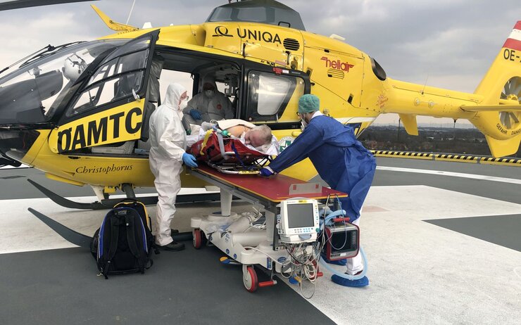 Einsatz mit Coronapatienten ÖAMTC-Flugrettung