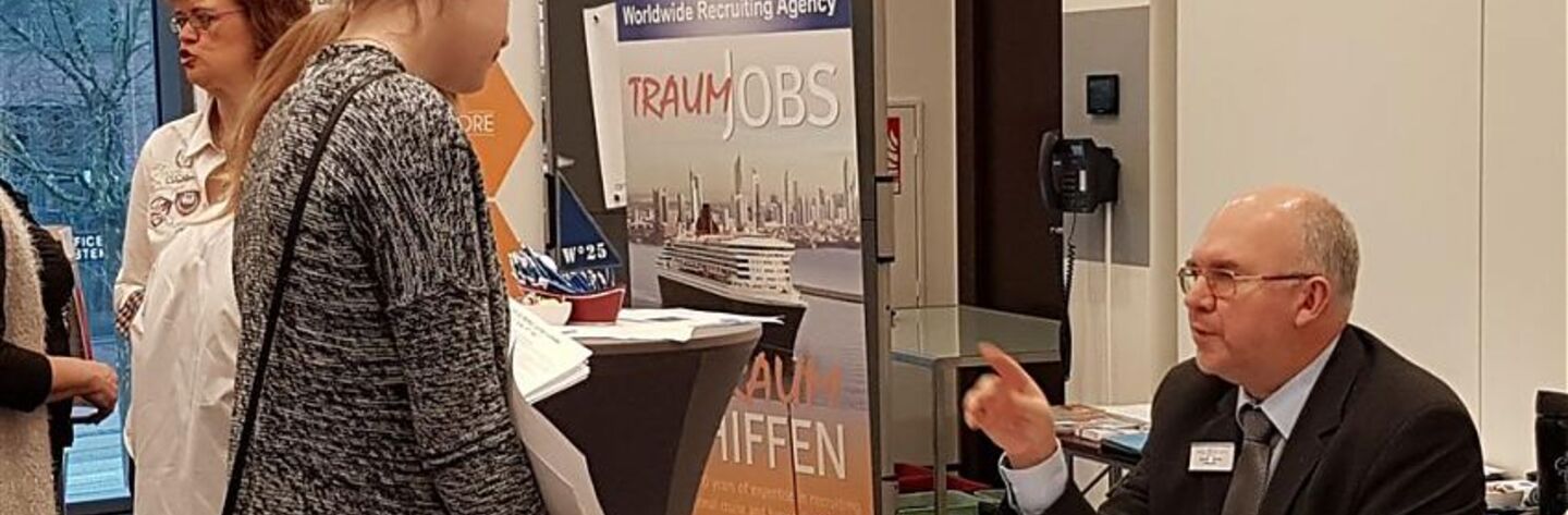 Kreuzfahrt-Branche sucht Mitarbeiter Kreuzfahrt-Branche sucht Mitarbeiter ÖAMTC
