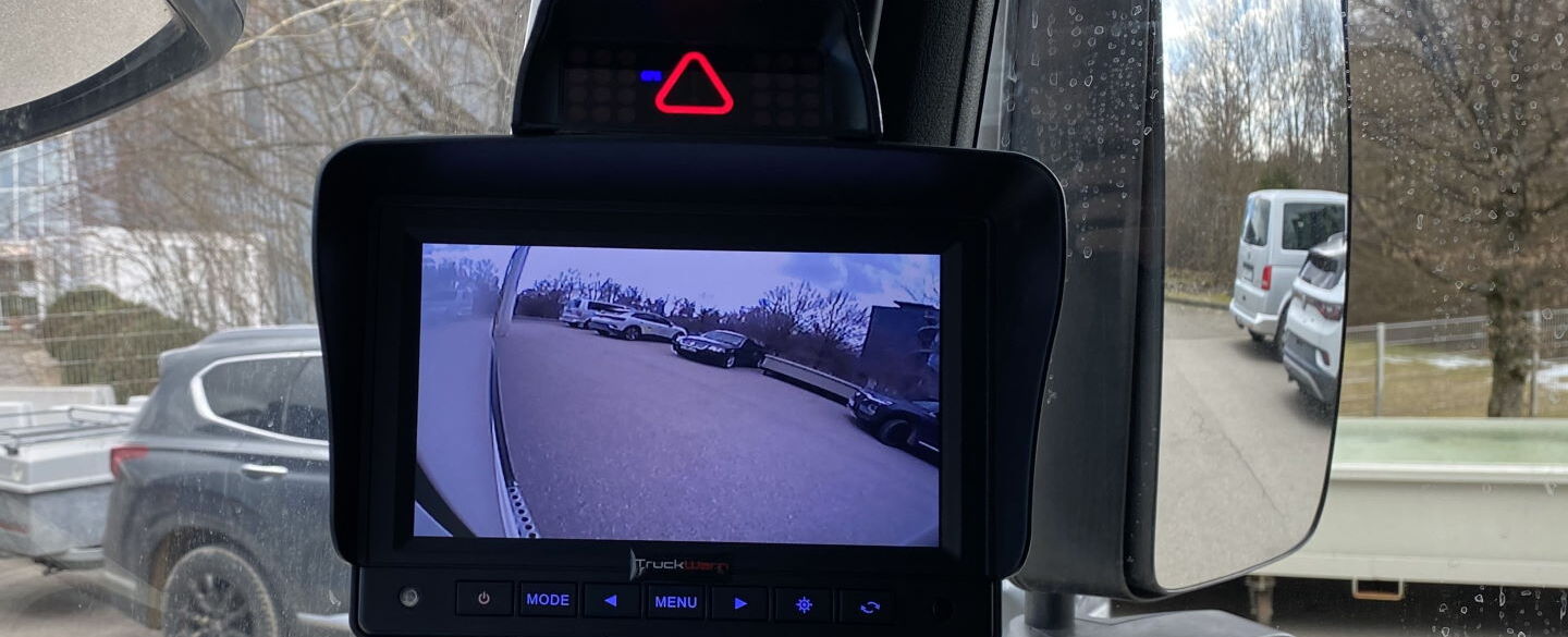 Lkw Abbiegeassistent 2021 - H3M DELUXE Lkw Abbiegeassistent 2021 - H3M DELUXE