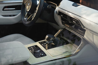 03_Mazda_CX80_CMS.jpg Mazda