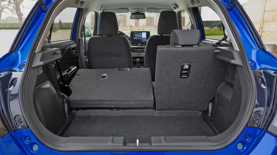 08_Suzuki Swift_CMS.jpg