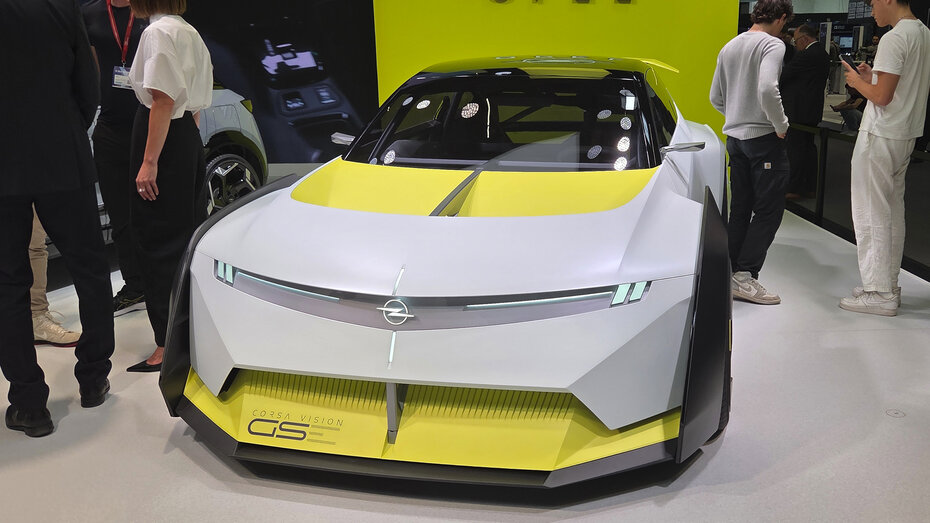 Showcar Opel GSE auf der IAA in München