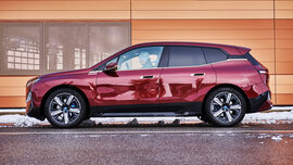 BMW iX XDrive50_er223_CMS.jpg
