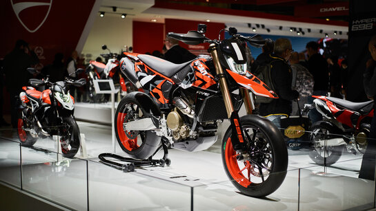 EICMA23_0007_SW_CMS.jpg