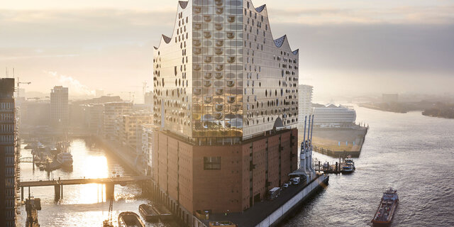 Hamburg Elbphilharmonie.jpg ÖAMTC REISEN