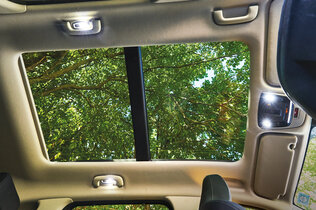 KIA SORENTO Details_er144_CMS.jpg