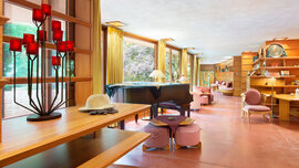 Laurent House interior.jpg