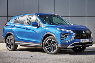 MITSUBISHI ECLIPSE CROSS PHEV_er019_CMS.jpg