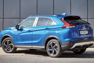 MITSUBISHI ECLIPSE CROSS PHEV_er052_CMS.jpg