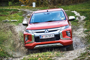 MITSUBISHI L200_er133_CMS.jpg