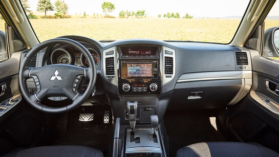 MITSUBISHI PAJERO LastEdition_er425_CMS.jpg