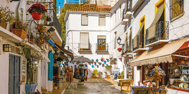 Marbella_shutterstock_2124040643_CMS.jpg Shutterstock