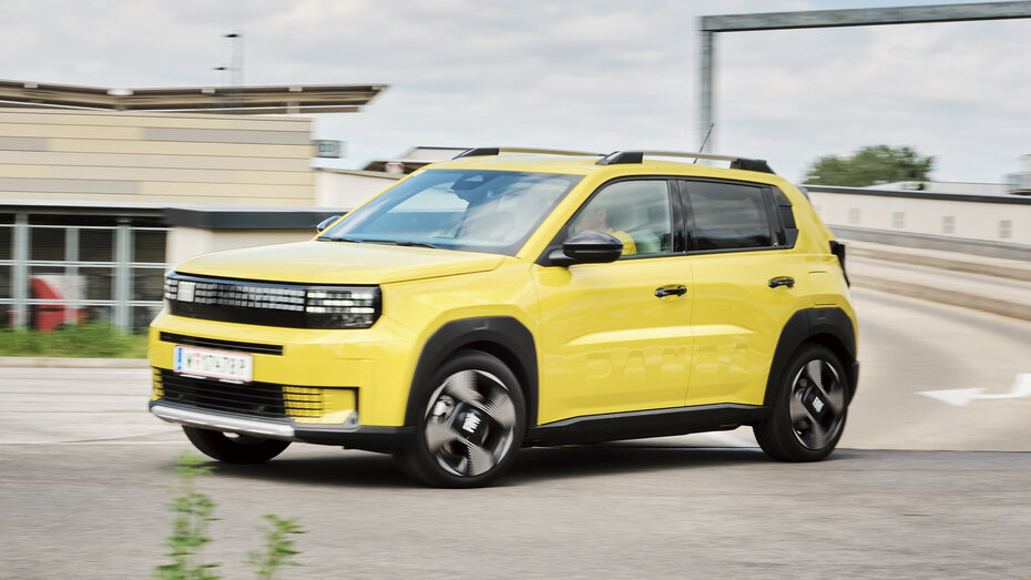 Fiat Grande Panda fahrend