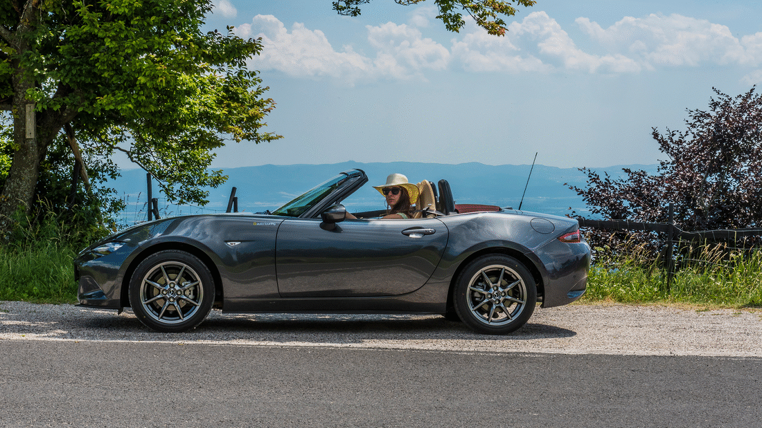 Mazda MX5.gif