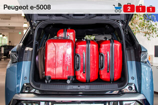 Peugeot e5008_Koffer_Kinderwagen_CMS.jpg