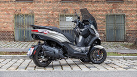 Piaggio MP3_2023-01_HE_403.jpg