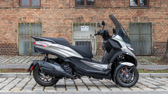 Piaggio MP3_2023-01_HE_405.jpg