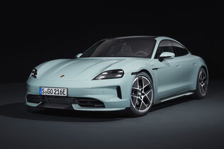 Porsche Taycan_shadegreenmetallic_201_CMS.jpg