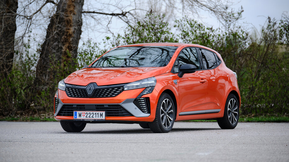 Renault Clio_Seite vorne_Sebi_CMS.jpg