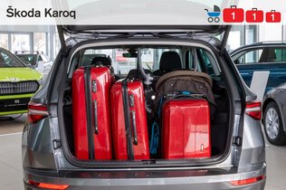 Skoda Karoq_Koffer_Kinderw_CMS.jpg