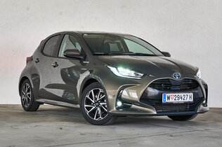 TOYOTA YARIS HYBRID S_er066_CMS.jpg