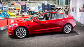 Tesla_Model_3 4409_WB_CMS.jpg