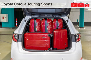 Toyota Corolla Touring_Koffer_CMS.jpg