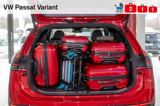 VW Passat Variant_Koffer_Kinderwagen_CMS.jpg
