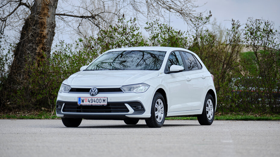 VW Polo_Seite vorne_Sebi_CMS.jpg