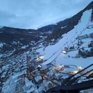 Luftaufnahme von Bormio, wo die Olympischen Winterspiele 2026 stattfinden.