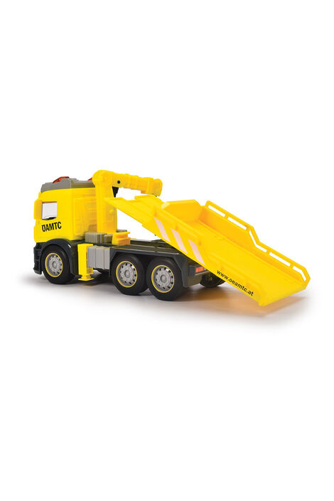 10725 Abschleppwagen g 5.jpg Die Ladefläche des Abschleppwagens ist nach hinten abgesenkt und ausgeklappt.