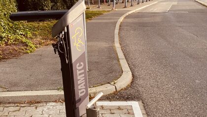 ÖAMTC Stützpunkt - Fahrrad-Station Erzherzog-Karl-Straße 127/ Ecke Vernholzgasse
