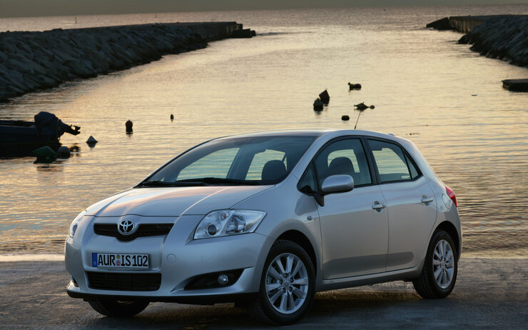 Toyota Auris Toyota Auris