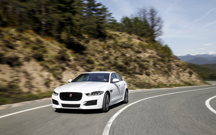 Jaguar_XE Jaguar_XE