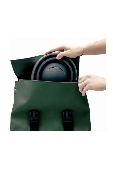 faltbarer Fahrradhelm in der Farbe Schwarz