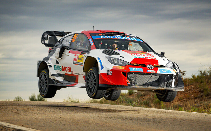17_RallyeWM_Rovanperae_CMS.jpg Kalle Rovanperä in einem Toyota bei einer Rallye