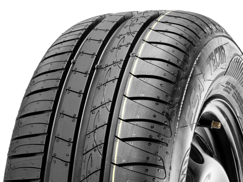 хорошая летняя резина на 15