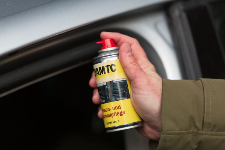 Enteisungsspray für die Windschutzscheibe