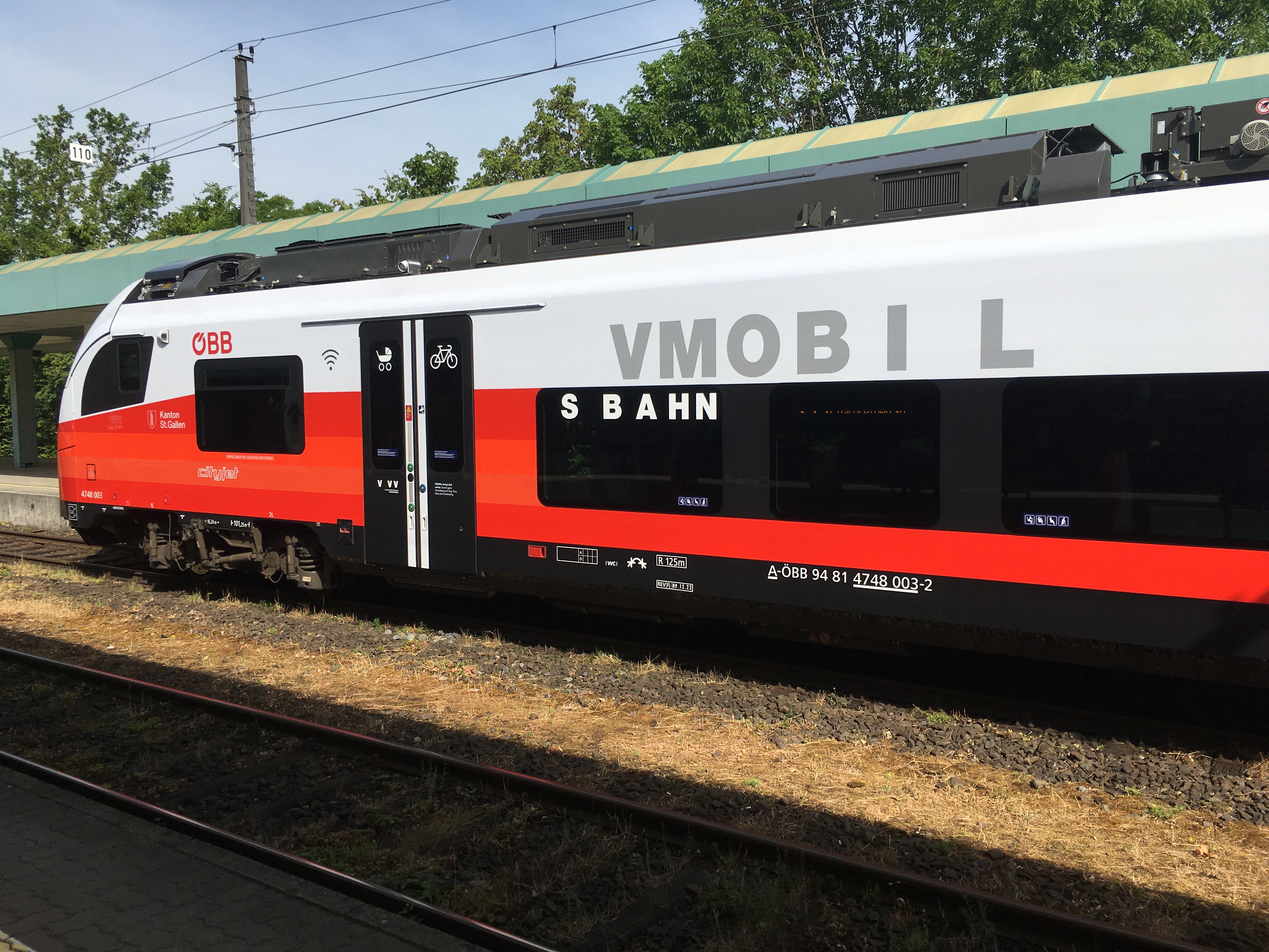 Schnellbahngarnitur Vmobil