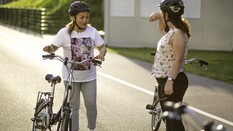 Wir führen Anfängerinnen langsam heran, sodass sie zu souveränen Radfahrerinnen werden Fahrradkurse für Frauen ÖAMTC/Bauer