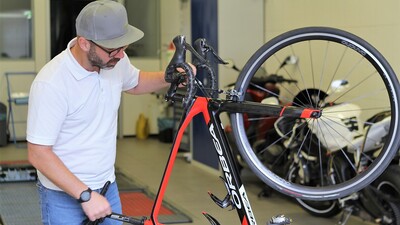 Alex Unger in der ÖAMTC-Prüfstation