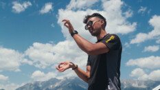 Als Fahrtechnik-Instruktor gibt er seine Erfahrung weiter