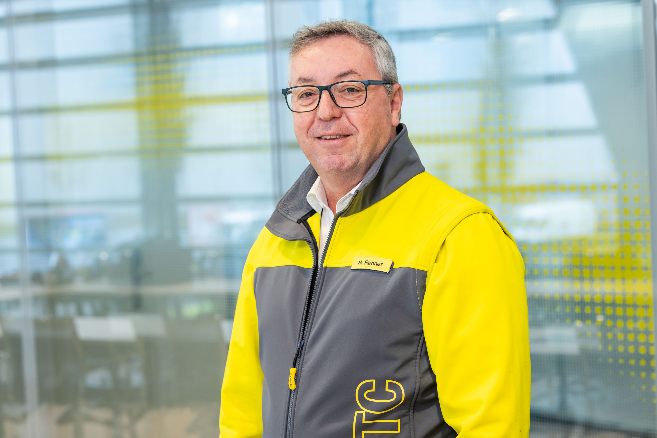 ÖAMTC Mitarbeiter in Nahaufnahme