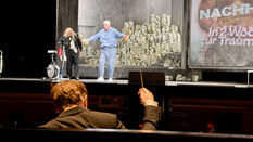 Das Bühnenbild der Inszenierung von Donizettis Don Pasquale ist sehr progressiv.