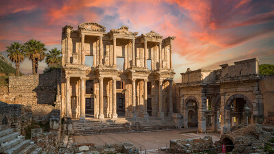 Die Cesusbibliothek Ruine in Ephesos.