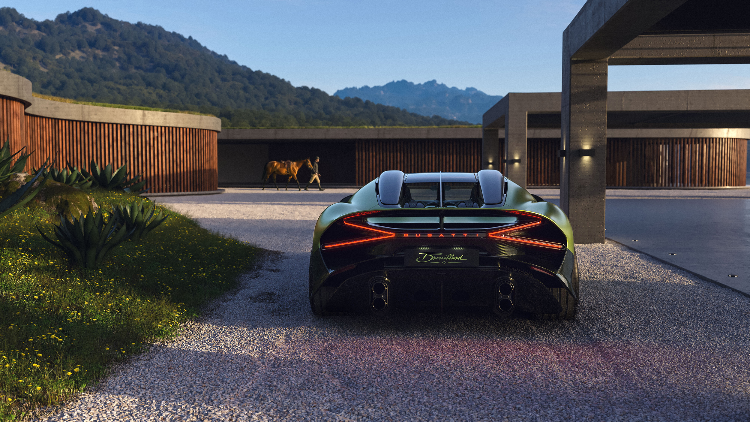 Ein grüner Bugatti von hinten fotografiert auf Schotter