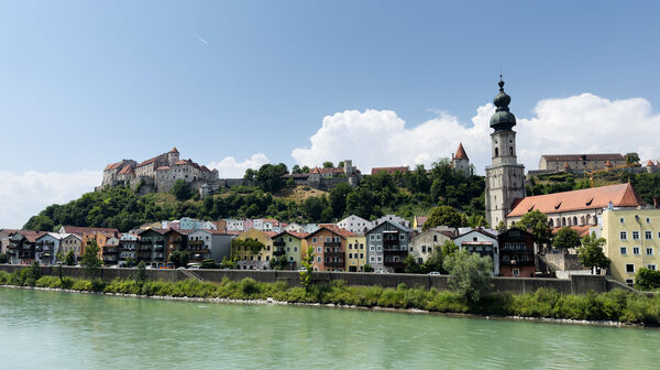 Blick auf Burghausen bei Tag