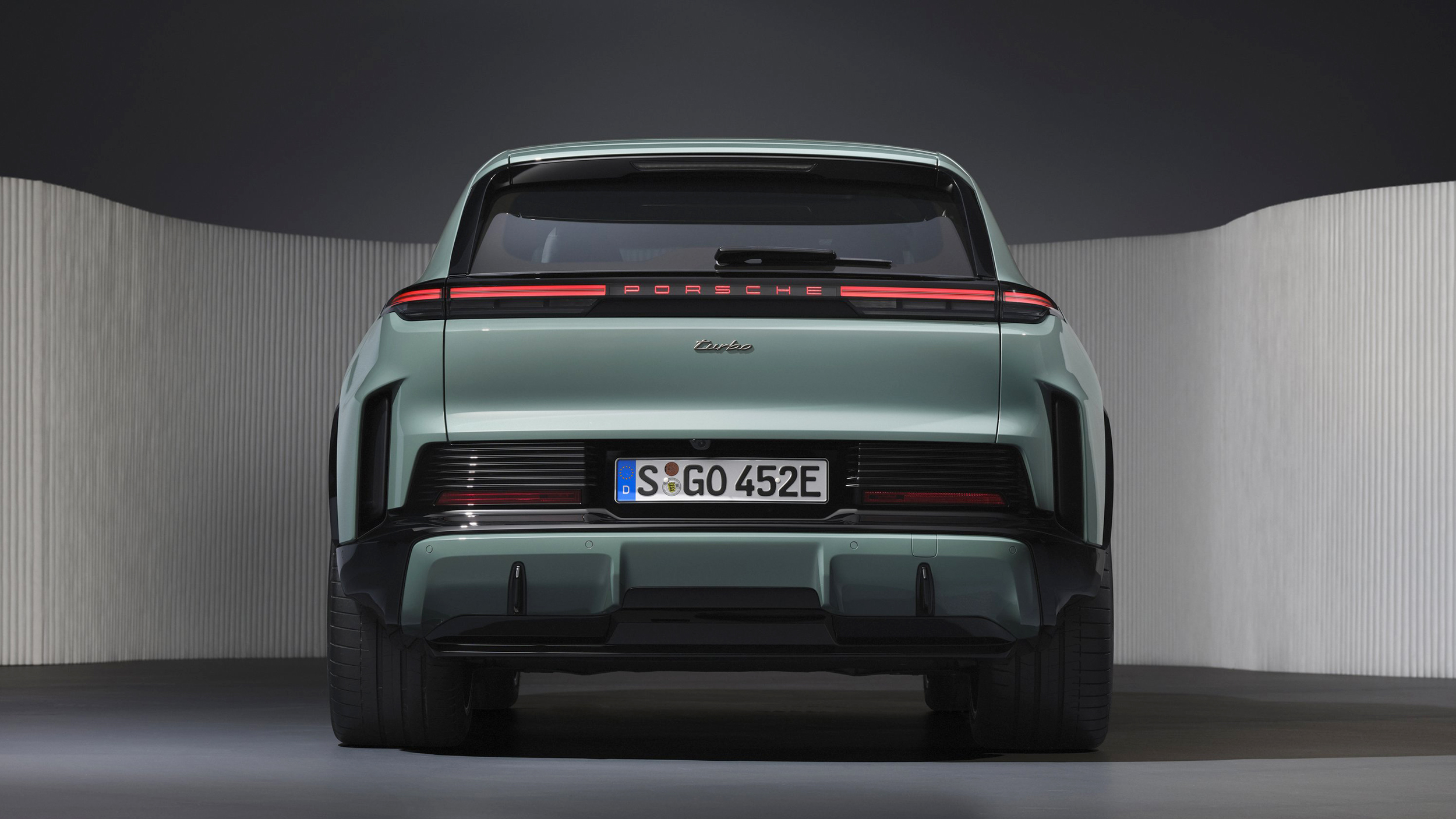 Porsche Cayenne Electric